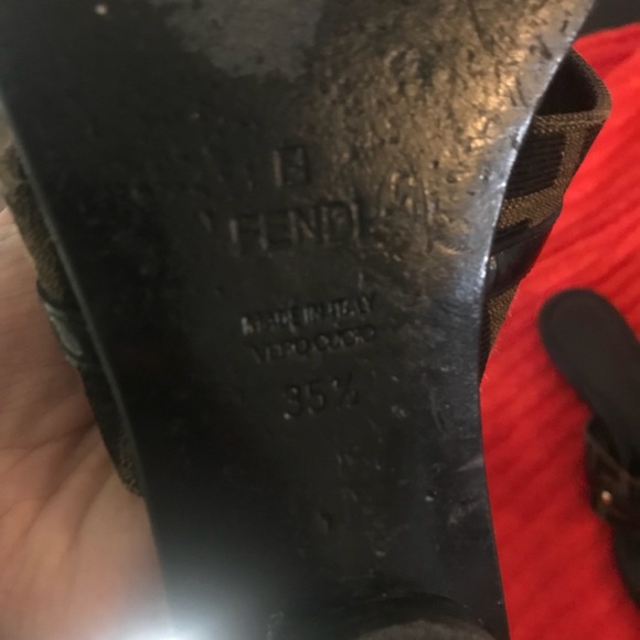 FENDI slides - Picture 5 of 5